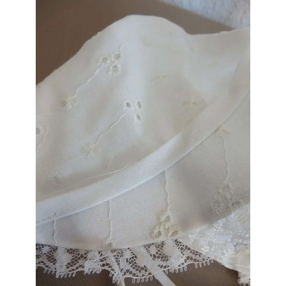 Vintage White Embroidered Lace Baby Bonnet Hat w/ Chin Strap Ties